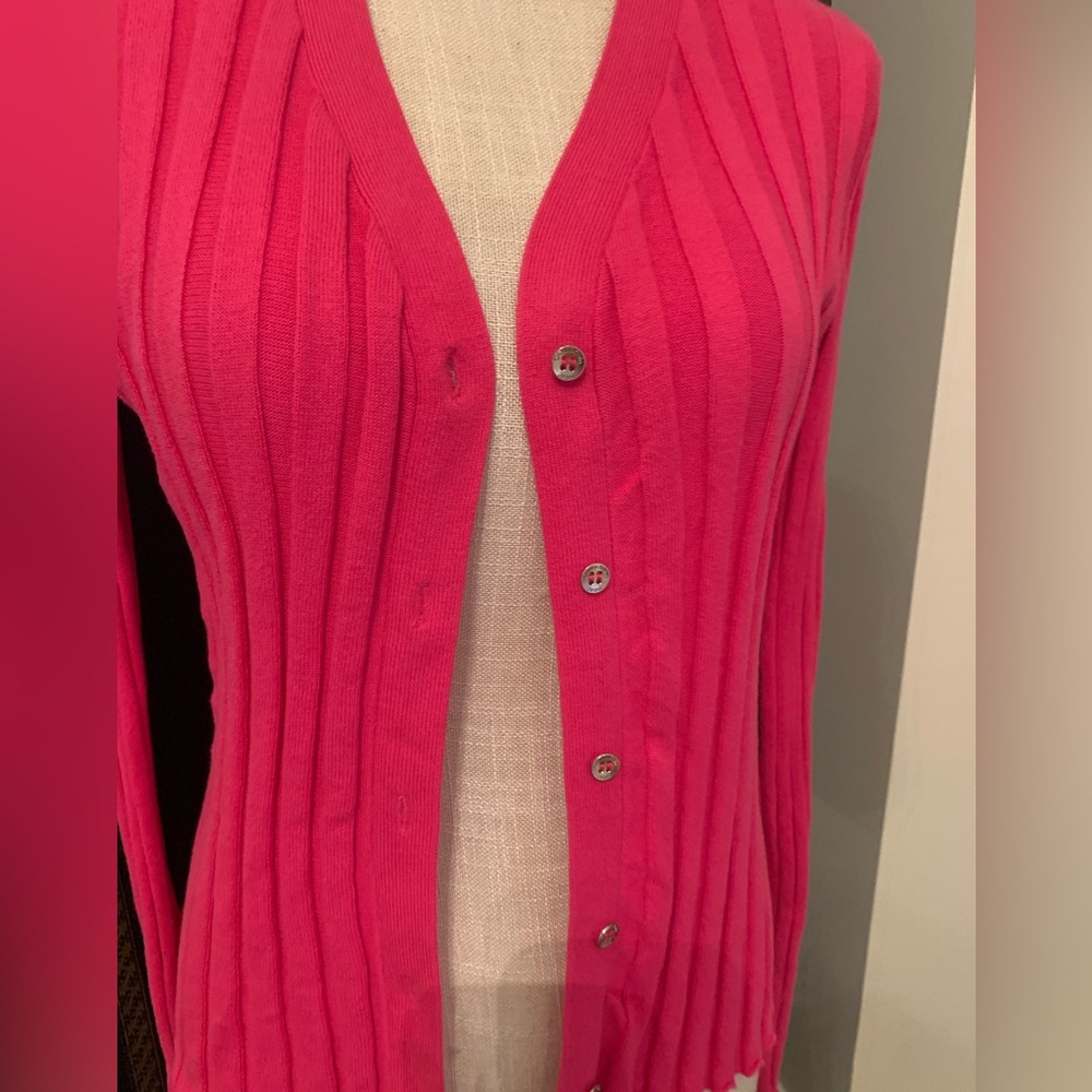 ❤️CALVIN KLEIN HOT PINK BUTTON DOWN CARDIGAN❤️EXCELLENT CONDITION! - Picture 10 of 10